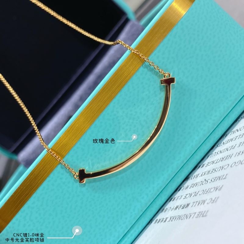 T*f*ny necklaces